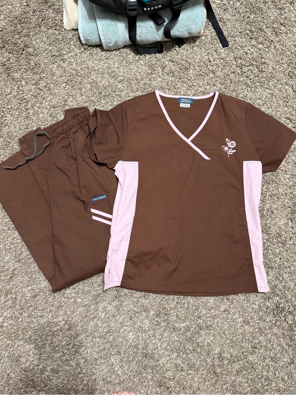 Women's Brown & Pink Scrub Set - Floral Accent